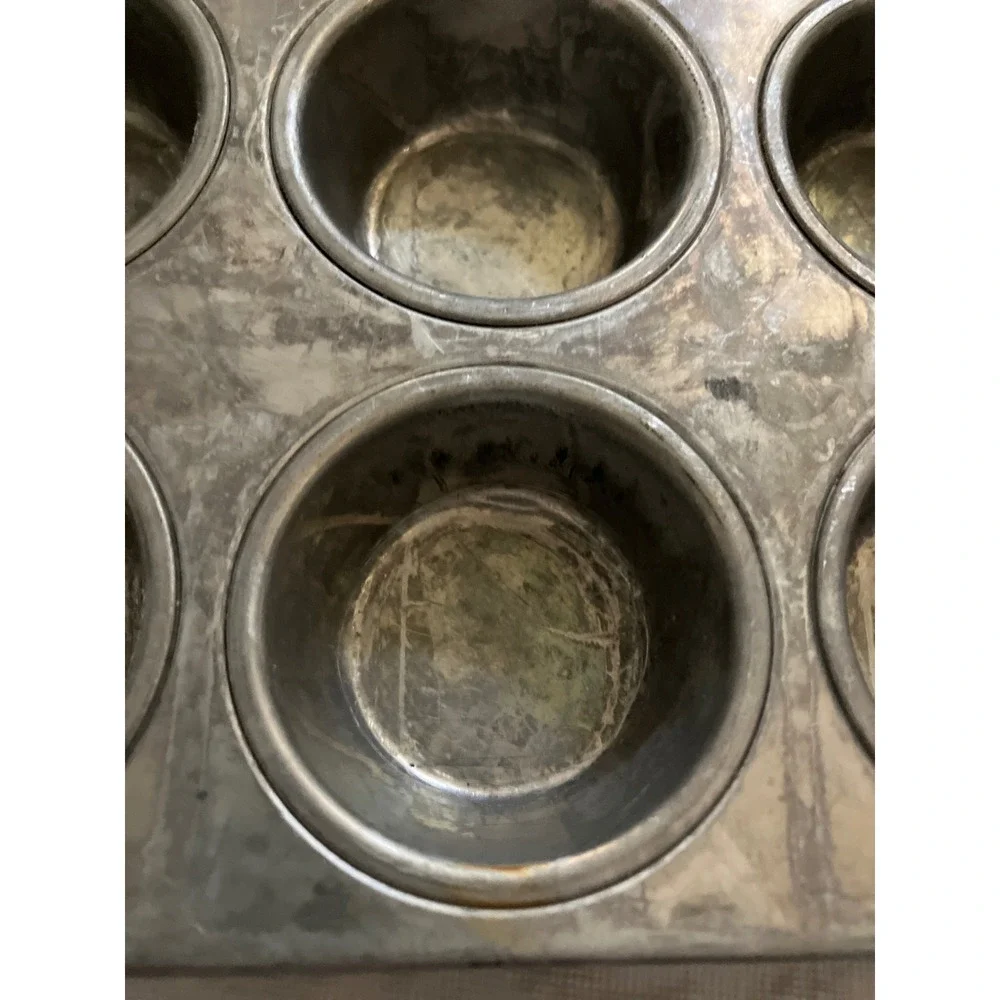 Vintage 9 Cup Muffin Pan Muffin Tin Cupcake Baking Pan Metal
